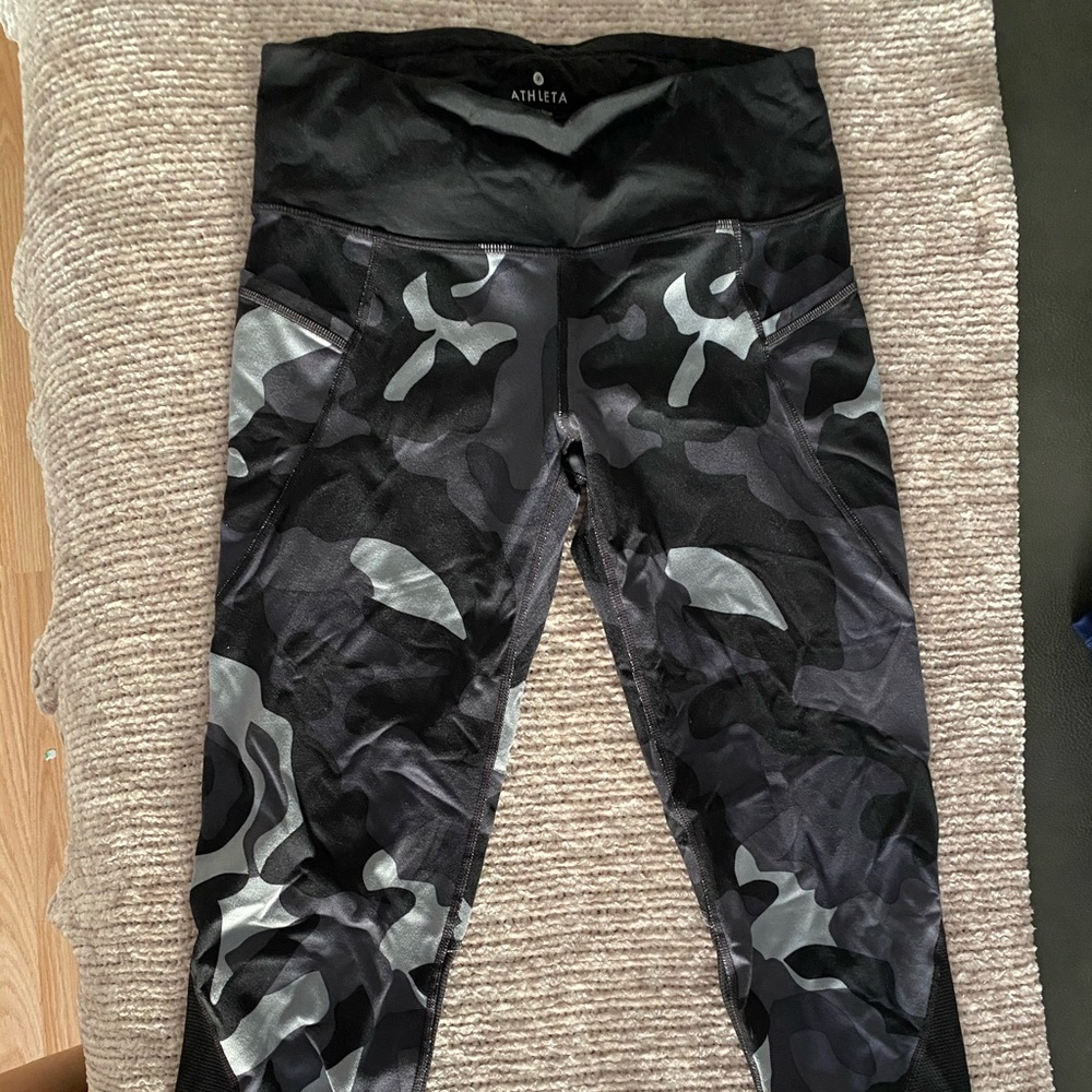 Athleta Crop leggings